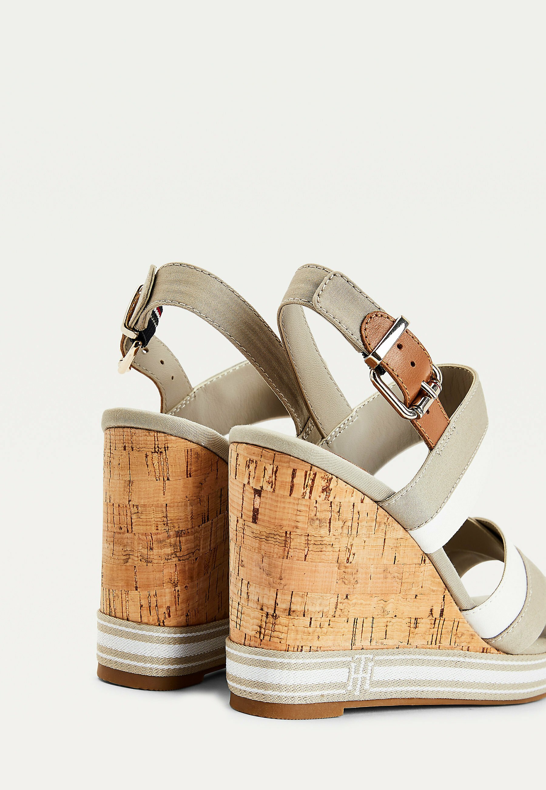 tommy hilfiger compense