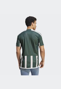 adidas Performance MANCHESTER UNITED AWAY - Squadra - green night/core white/active maroon