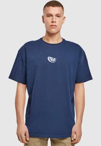 Merchcode - T-shirt z nadrukiem