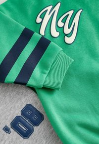 Next VARSITY  SET  - Survêtement - green