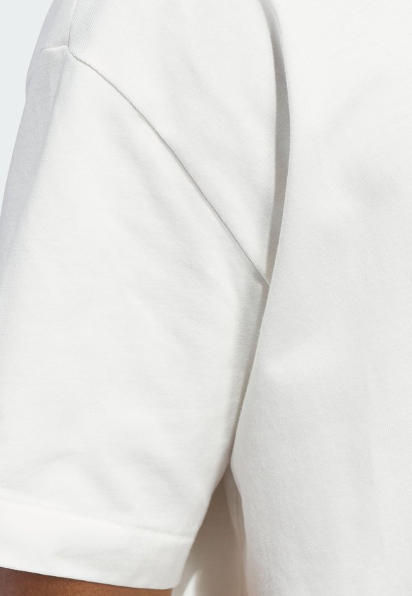 ONE  - Print T-shirt2