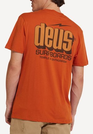 BOLTER - Print T-shirt - clay