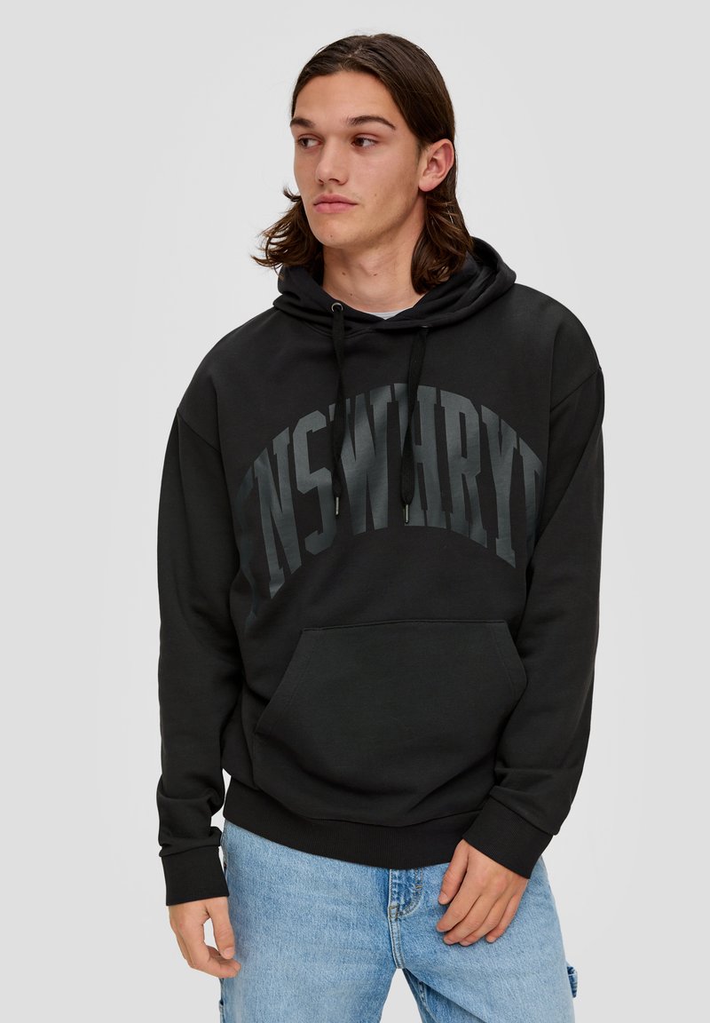 QS MIT FRONTPRINT - Sweat à capuche - schwarz