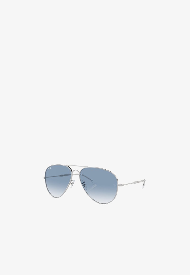 Occhiali da sole aviator con montatura in metallo argentato e lenti blu sfumate. Presentano un design classico e naselli regolabili per il massimo comfort.