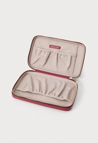 MICHAEL Michael Kors TRAVEL ACCESSORIES TECH ORGANIZER - Cestovní příslušenství - mulberry