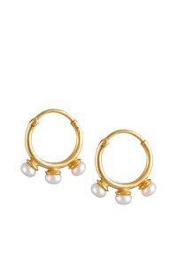 Guldhalskæder med tre hvide perler nederst, med en glat, poleret finish og en sikker låsemekanisme.