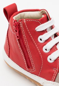Robeez MIGO - Scarpe primi passi - rouge