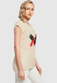 Merchcode KINGS OF LEON - OBTN COVER - T-Shirt print - whitesand