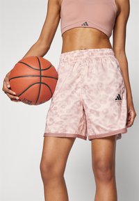 adidas Performance CRAZY LITE CHEETAH SHORT - Kurze Sporthose - warm clay