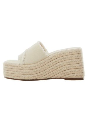 MARTHA - Sandalias planas - creme