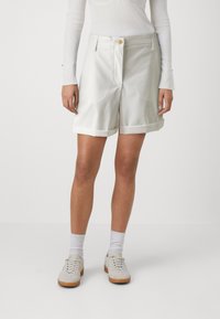 Tommy Hilfiger - Pantaloni scurți - optic white Imagine miniatură 1