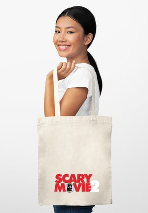 Borsa tote in tela di colore naturale con la scritta "SCARY MOVIE 2" in rosso brillante e una grafica nera. Due manici robusti per un facile trasporto.