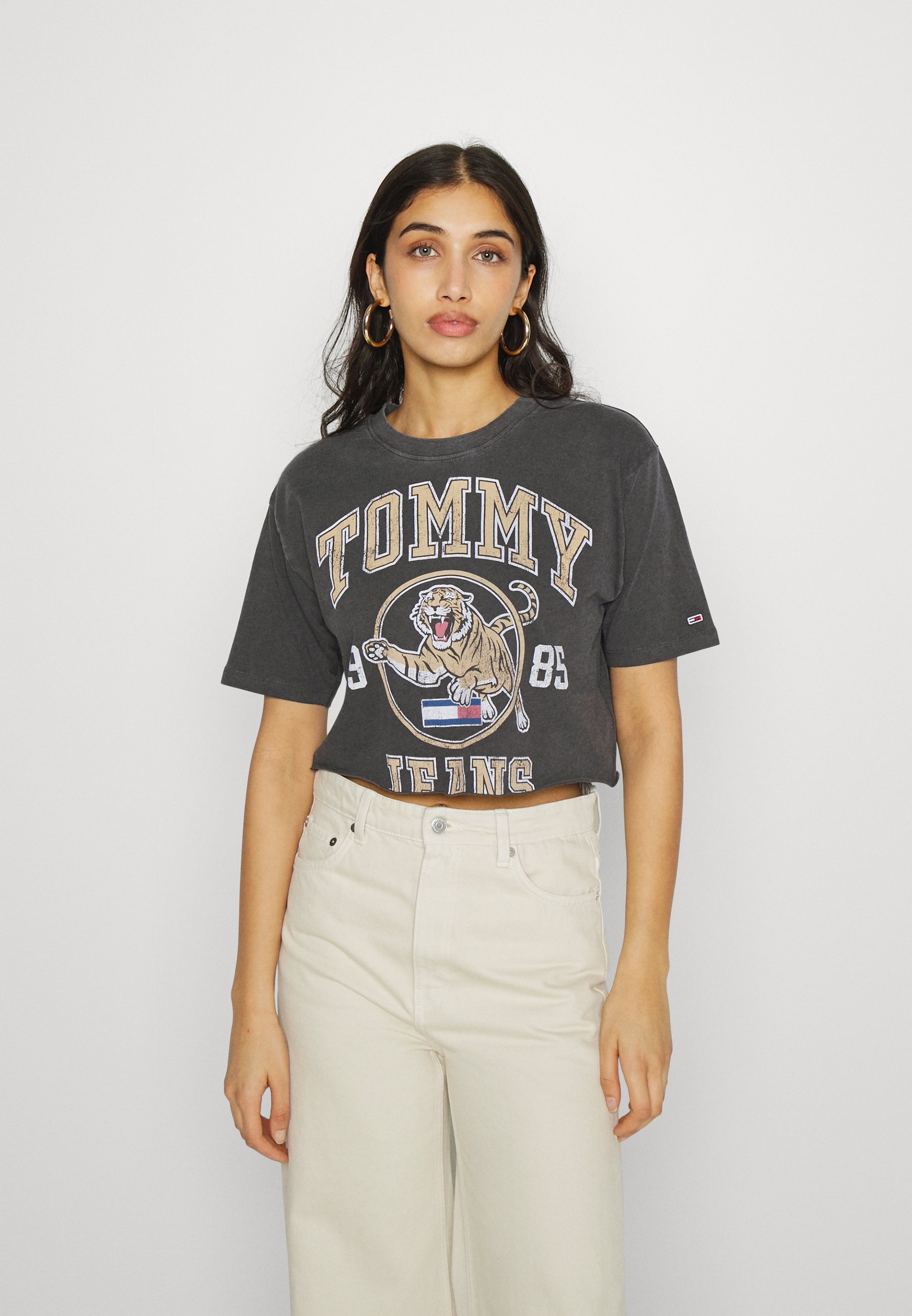 Tommy Jeans SUPER CROP COLLEGE TIGER 