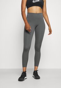 Nike Performance ONE - Leggingek - iron grey/white