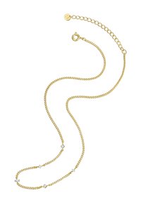 Guld kæderekæde med et struktureret leddesign, der har fire diamantformede klare sten langs længden, afsluttet med en lukning og forlængelse.