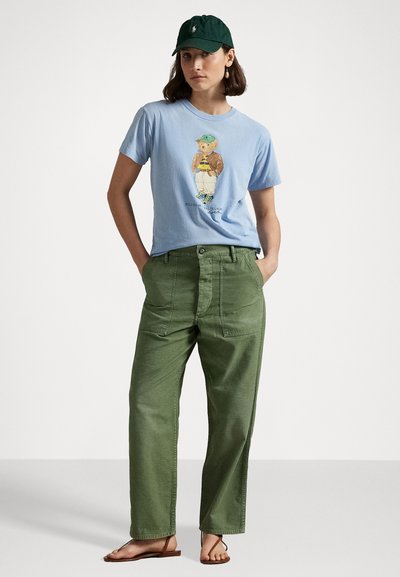 Polo Ralph Lauren POLO BEAR COTTON JERSEY T-SHIRT - Printtipaita - chambray blue