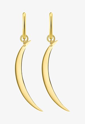Boucles d'oreilles pendantes en forme de croissant de lune, couleur or, avec une finition lisse et polie, suspendues à de petits anneaux en or.