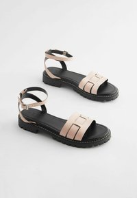 Next FOREVER COMFORT CLEATED - Platformas sandales - pink