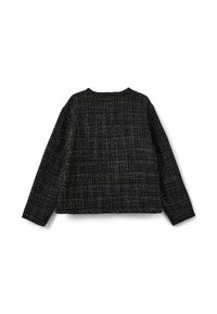 Črna tweed jakna z teksturiranim vzorcem, okroglo izrezom in dolgimi rokavi. Hrbtni del ima ravno, ohlapen kroj.