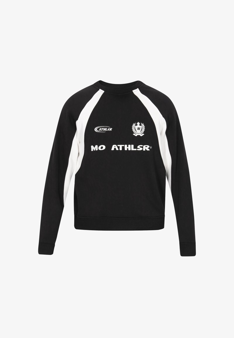 Fekete pulóver fehér díszítésekkel és bordázott mandzsettákkal. Elöl vastag betűkkel "MO ATHLSR" felirat, valamint bal oldalon logó található.