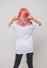 Paradiso Clothing Print T-shirt - white