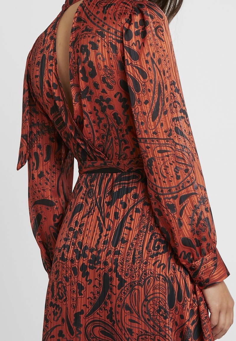 Topshop Petite Maxi dress - red - (Pre-owned) - Zalando