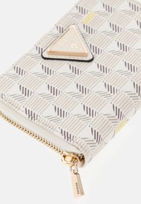 Guess WAVE SLG MEDIUM ZIP AROUND - Portefeuille - weiß