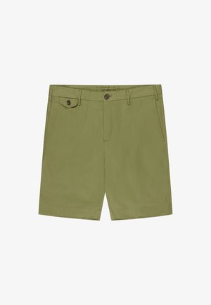 Męskie szorty w kolorze oliwkowej zieleni, z przednim guzikiem i zamkiem błyskawicznym, szlufkami na pasek, bocznymi kieszeniami oraz małą kieszenią na klapce zapinanej na guzik po prawej stronie.