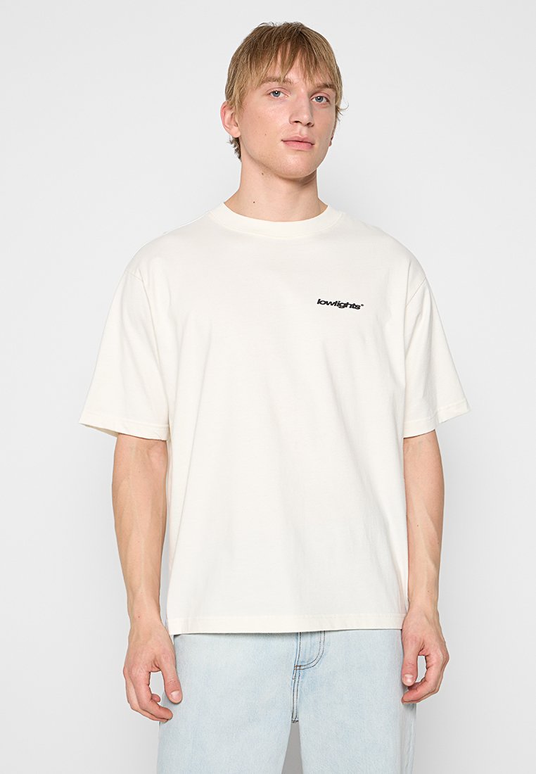 LOW LIGHTS STUDIOS® T-shirt basic beige