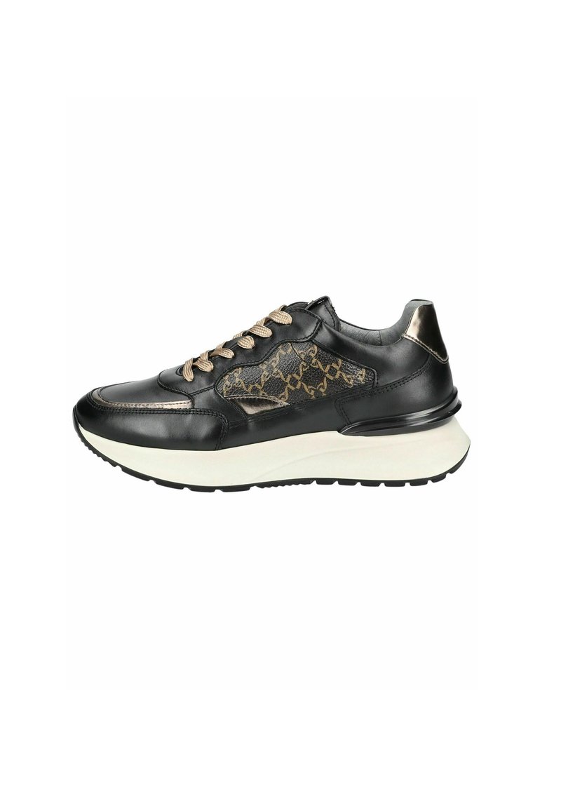 Schwarze Ledersneaker mit goldfarbenen Akzenten, beigen Schnürsenkeln und einer weißen Zwischensohle. Runde Zehenpartie und strukturierte Details an den Seiten.