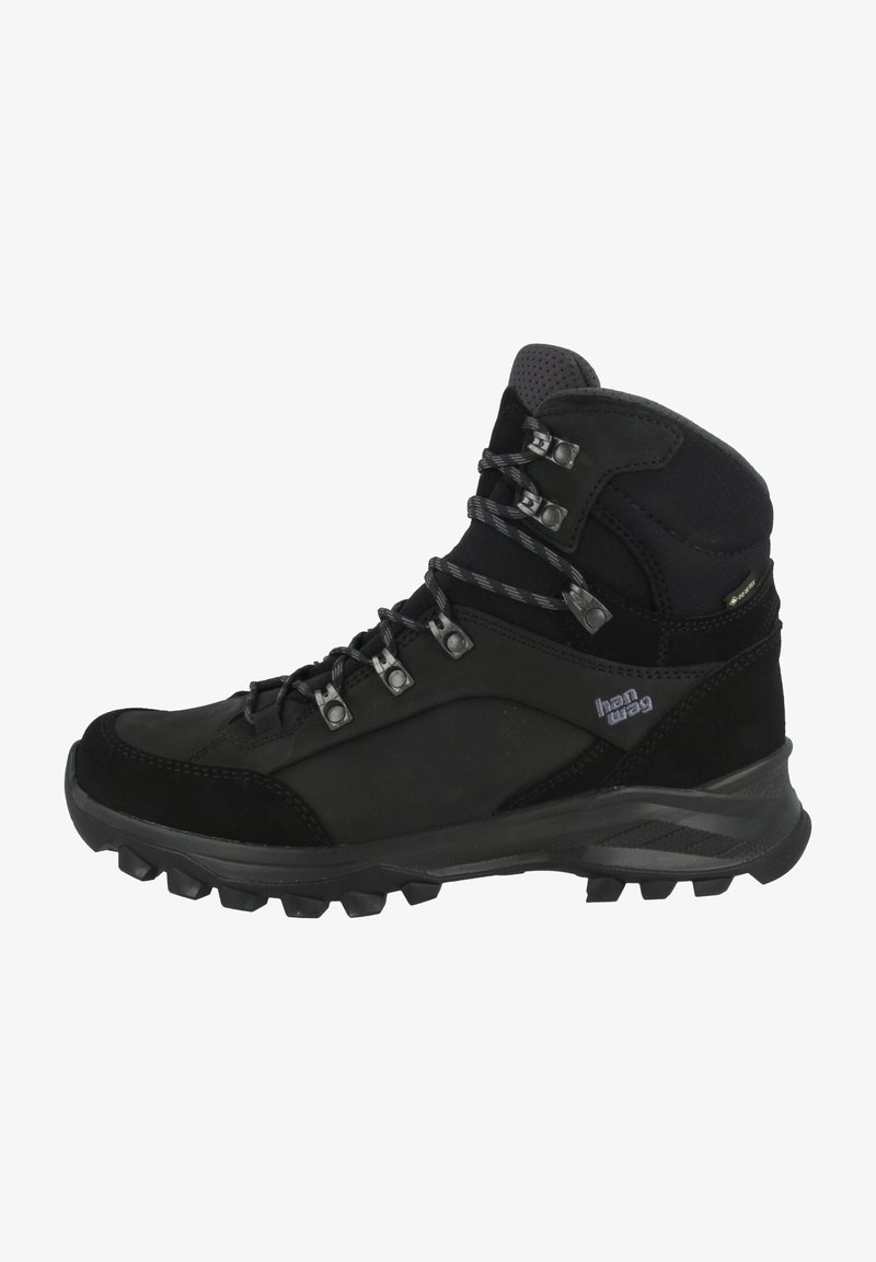 Botas de montanha pretas feitas de uma combinação de material sintético liso e camurça. Apresentam um robusto sistema de atilhos e uma sola de borracha texturada para melhor aderência.