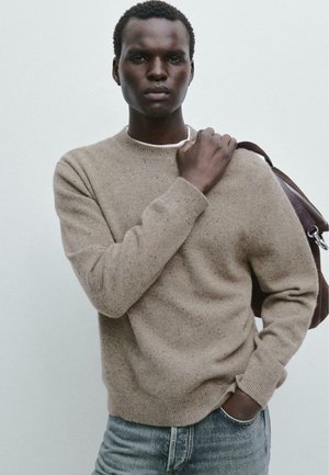 CREW NECK - Strickpullover - dark brown