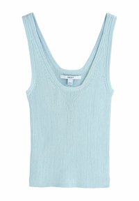 Svetlo modra rebrasta pletena brezgumna majica s skodelasto izrezom in znamko »NEXT« na notranji strani ovratnika.