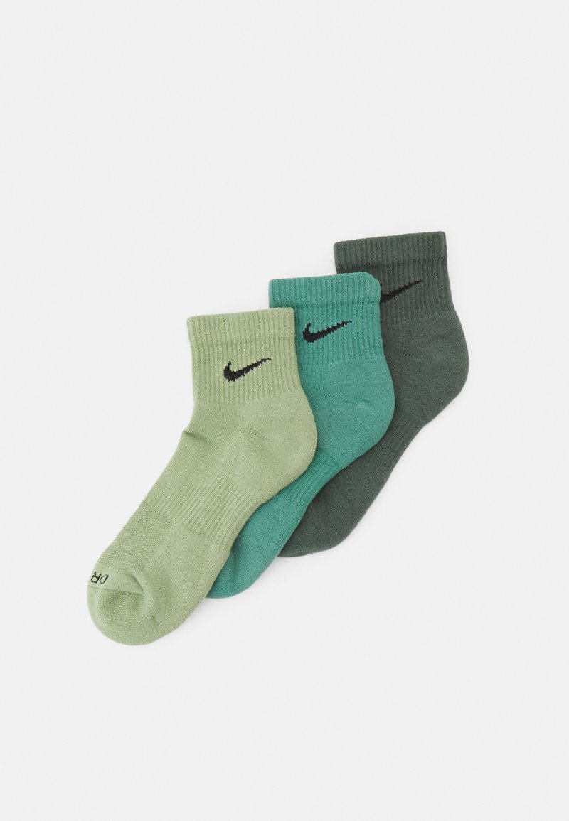 Nike Performance EVERYDAY PLUS CUSH ANKLE UNISEX 3 PACK  - Calcetines de deporte - green