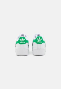 adidas Originals SUPERSTAR XLG - Sneakers - white/green