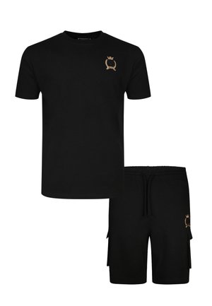 SIKSILK, T-SHIRT AND SHORTS SET - Trainingsbroek - black