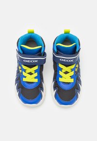 Geox CIBERDRON BOY LIGHT UP - Sneakers high - navy/lime
