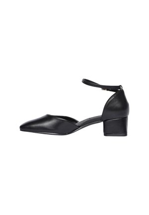 Scarpa con tacco in pelle nera, punta affusolata e cinturino alla caviglia. Presenta un tacco basso a blocco e un design elegante con un taglio laterale aperto.