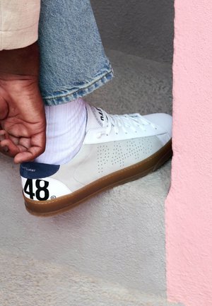 P448, JACK - Zapatillas - white