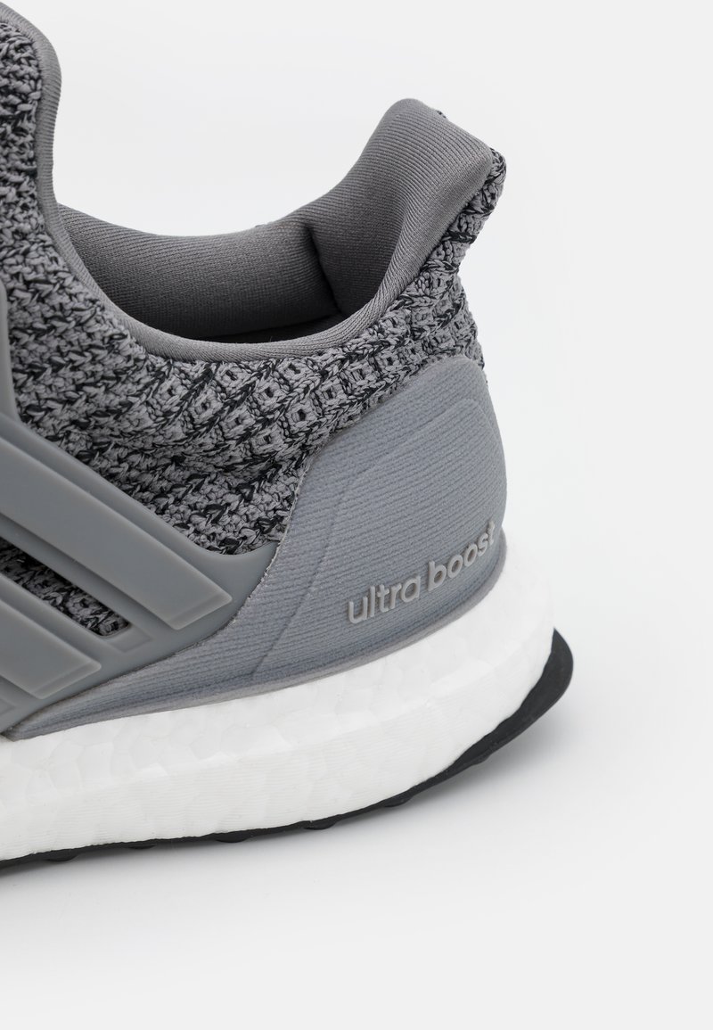 Adidas Performance Ultraboost 4 0 Dna Unisex Baskets Basses Grey Three Core Black Gris Zalando Fr