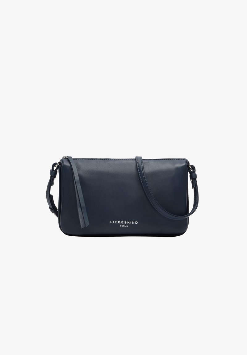 Borsa a tracolla in pelle blu navy con tracolla regolabile, chiusura con cerniera e logo "Liebeskind Berlin" sulla parte anteriore.
