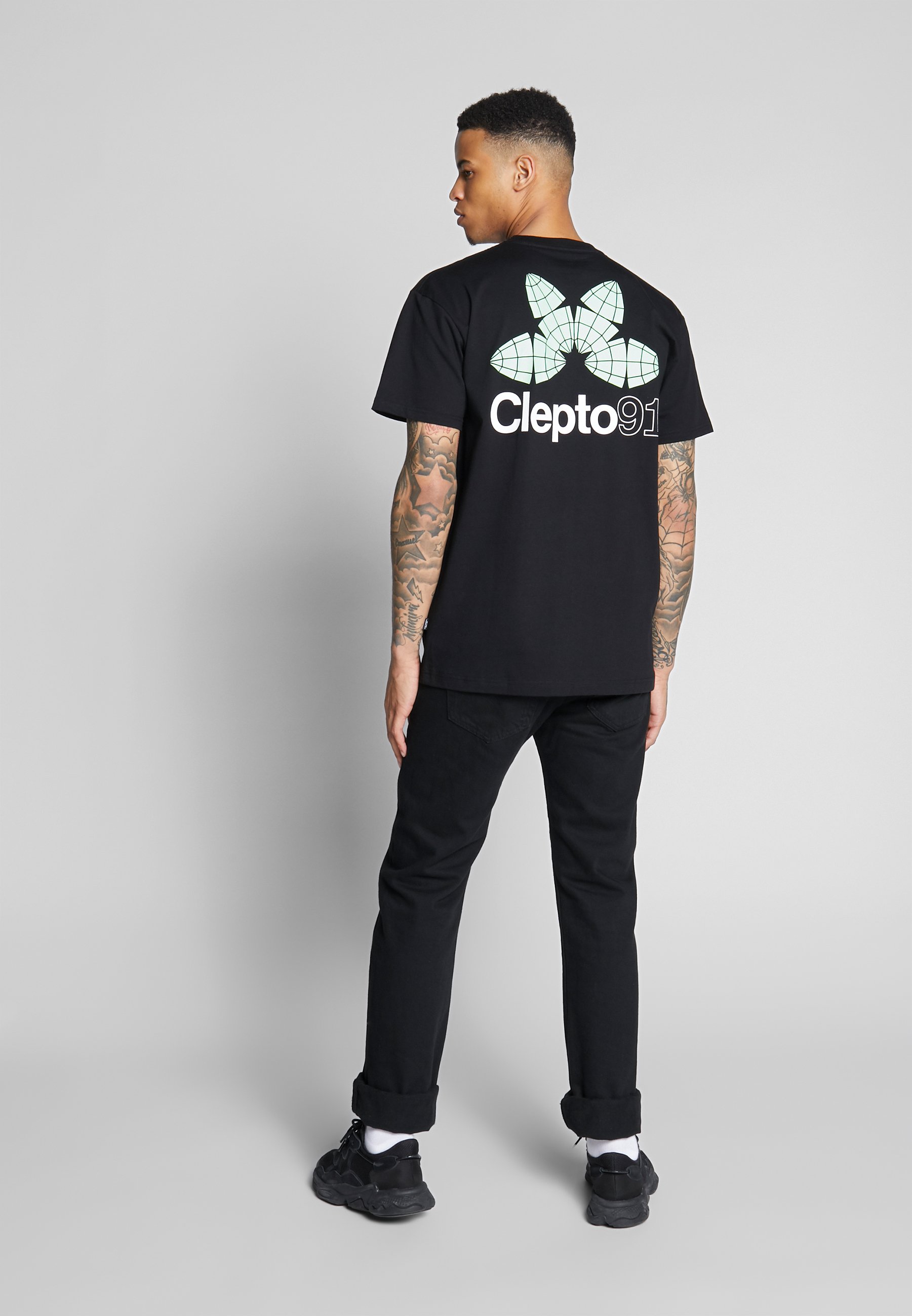 Cleptomanicx FOUR WORLDS T Shirt print blackschwarz Censured® Mode − Sale: jetzt ab 44,00 € | Stylight