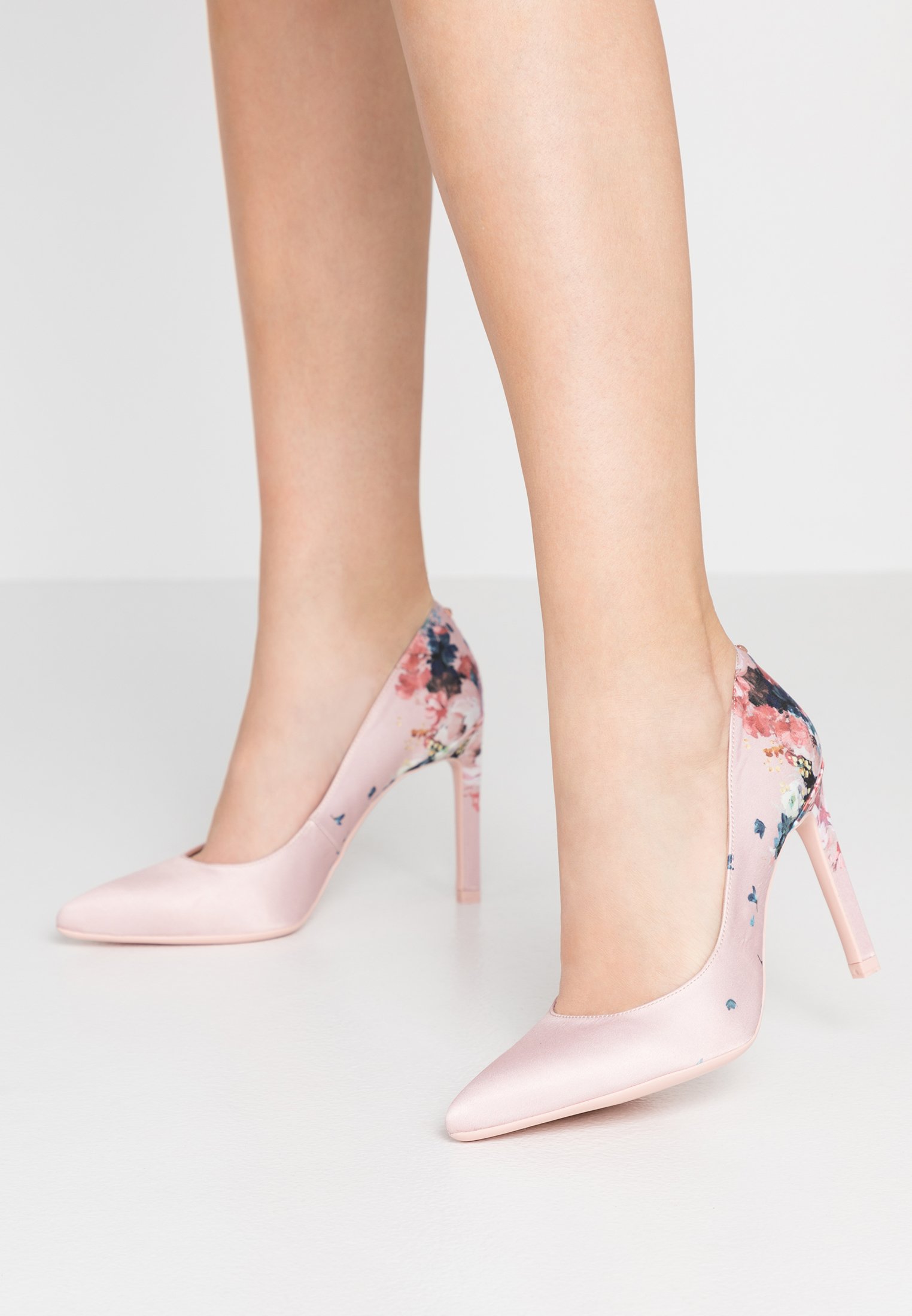ted baker melnip pump
