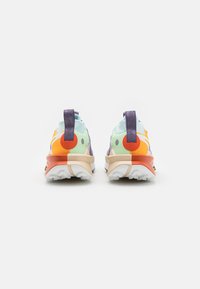 Nike Performance ZOOMX ZEGAMA 2 - Tenisice za trail trčanje - daybreak/white/cosmic clay/sundial/glacier blue