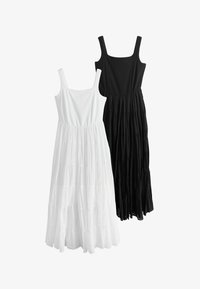 Sélectionné, black and white