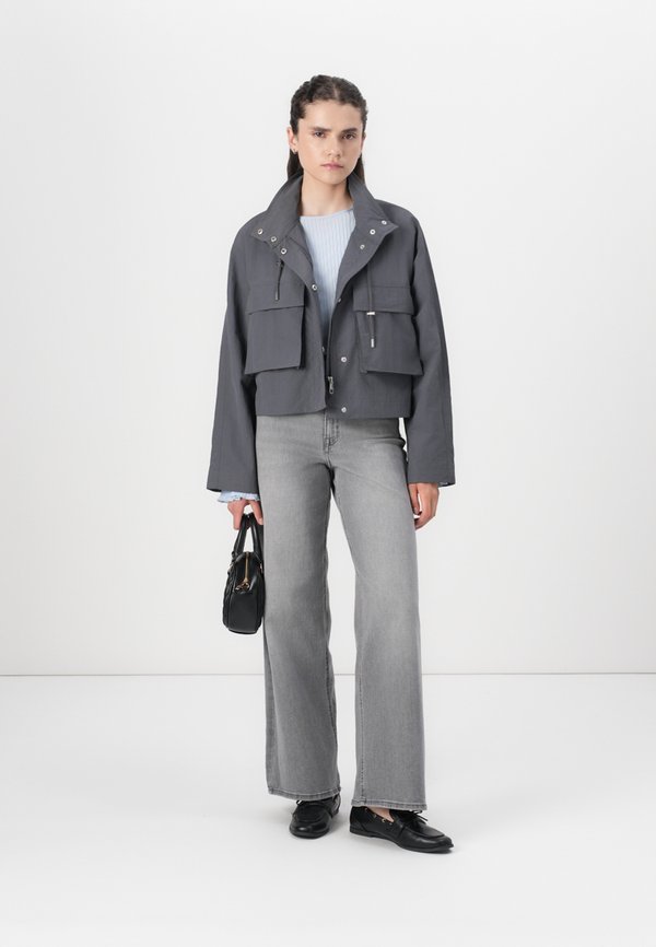 ONLBEALO JACKET - Light jacket4