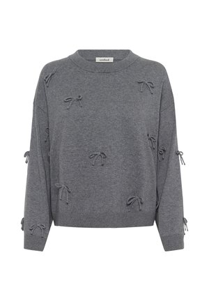 Maglione grigio a maglia con maniche lunghe, caratterizzato da delle curve testurizzate su tutta la superficie e un bordo a costine. Collo rotondo con una vestibilità morbida.