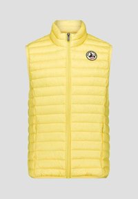 Geel geïsoleerd hesje met opstaande kraag, voorzien van een doorgestikt ontwerp en een ritssluiting aan de voorkant. Heeft een ronde logopatch op de linkerborst.