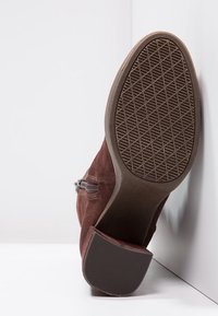 Marco Tozzi Botines de tacón - brown
