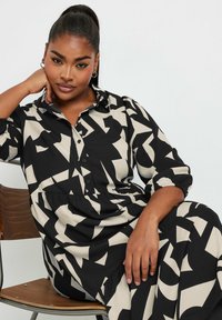 Yours Clothing Abito a camicia - black